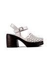 Kelvin Kadın Hakiki Deri Delikli Önü Kapalı Topuklu Ayakkabı-Bej